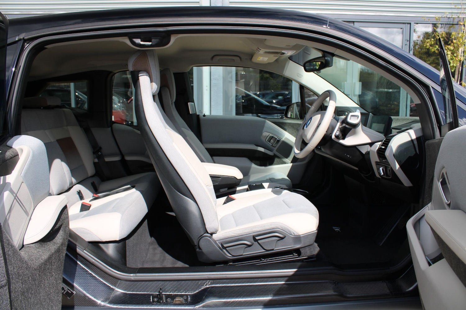 Used BMW i3 2022 for sale - 76610199: Photo 12