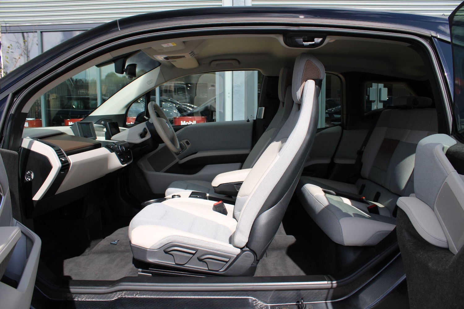 Used BMW i3 2022 for sale - 76610199: Photo 18