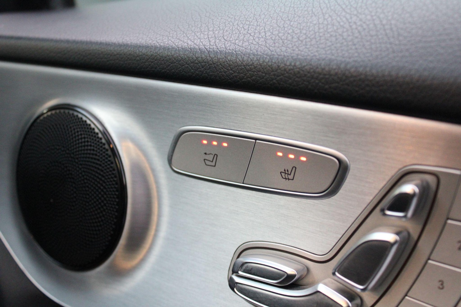 Used Mercedes-Benz C Class 2018 for sale - 77190878: Photo 23