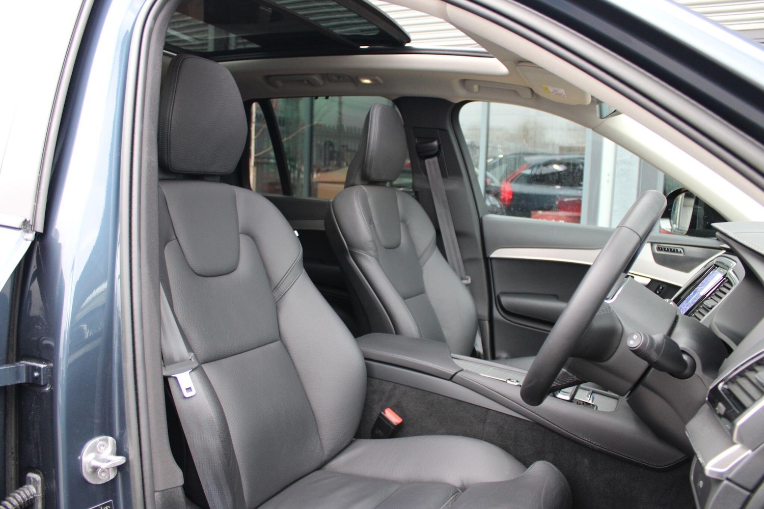 Used Volvo XC90 for sale - 77174581: Photo 3