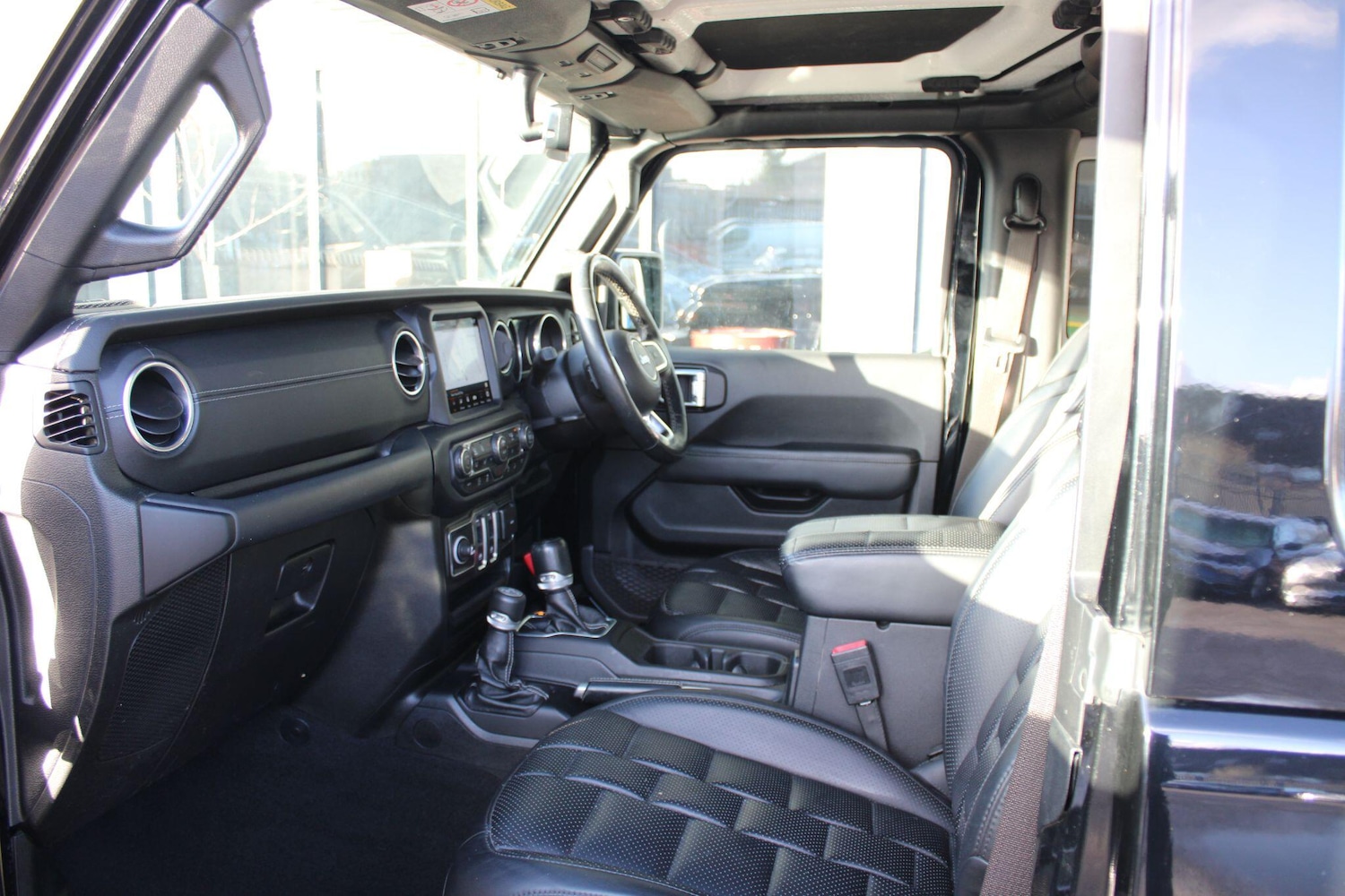 Used Jeep Wrangler 2020 for sale - 76886085: Photo 12