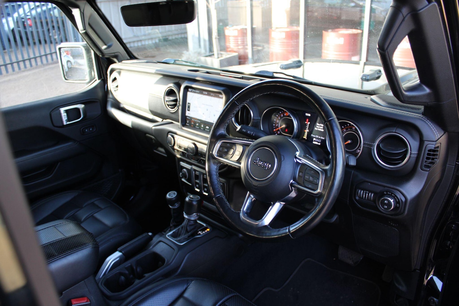 Used Jeep Wrangler 2020 for sale - 76886085: Photo 16
