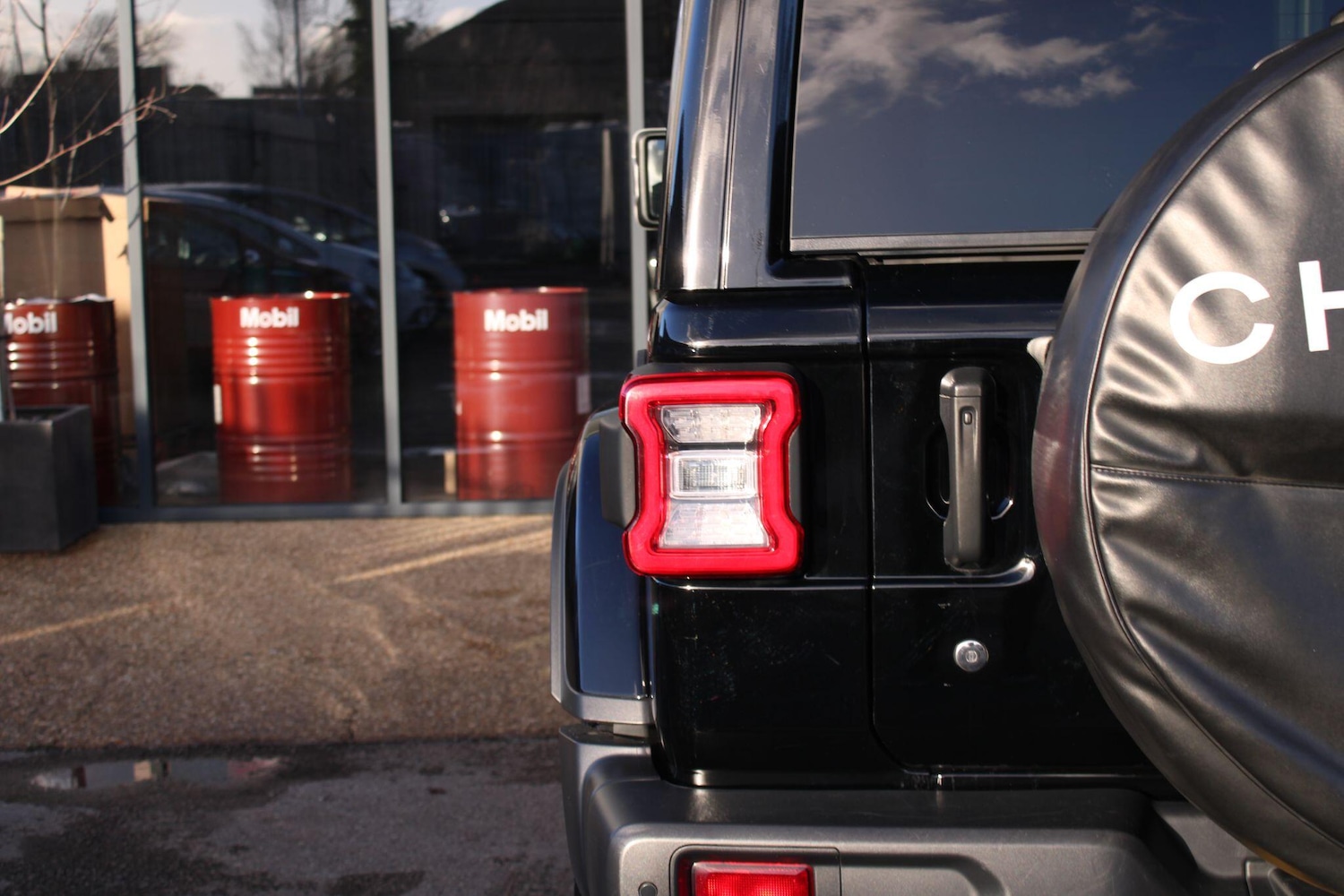 Used Jeep Wrangler 2020 for sale - 76886085: Photo 31