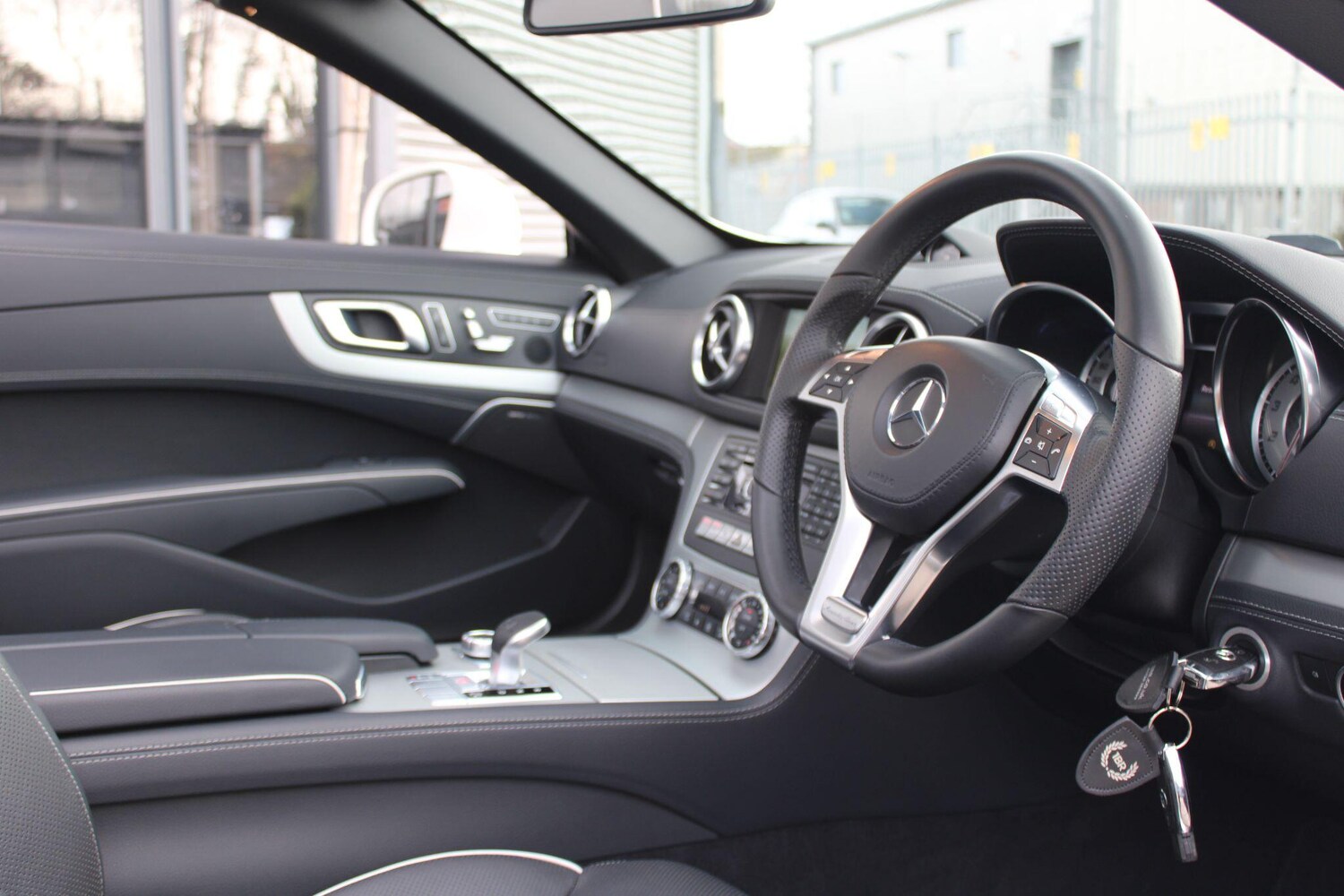 Used Mercedes-Benz SL for sale - 77671583: Photo 7