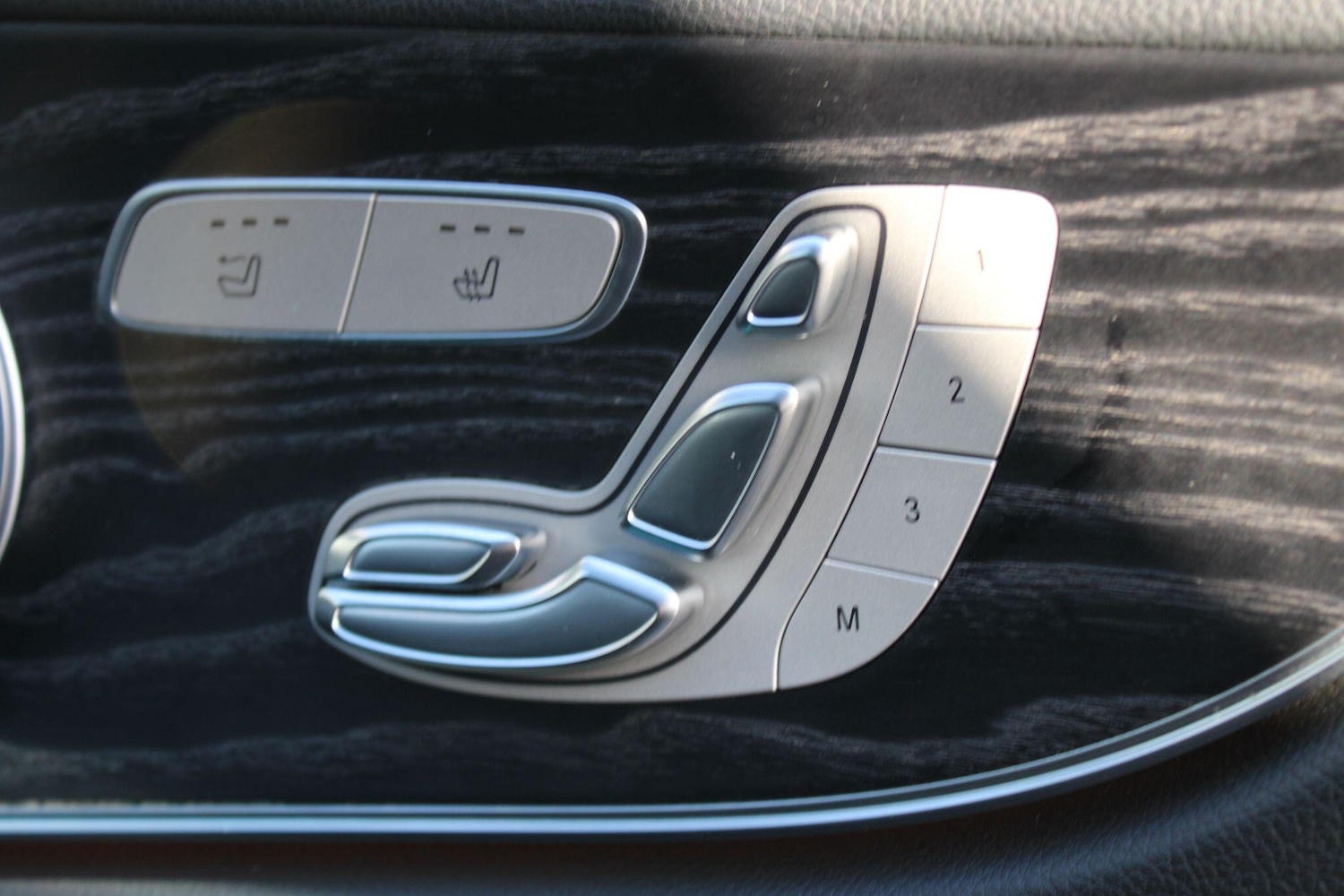 Used Mercedes-Benz E Class 2020 for sale - 77016859: Photo 33