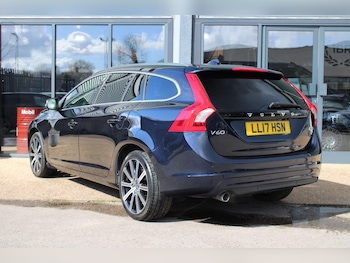 Used Volvo V60 2017 for sale - 77994156: Photo