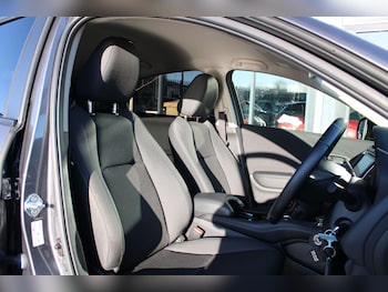 Used Honda HR-V 2020 for sale - 77162870: Photo