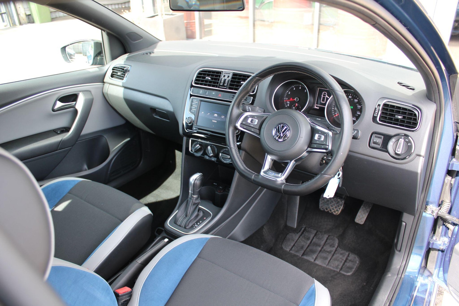 Used Volkswagen Polo 2017 for sale - 76610207: Photo 16