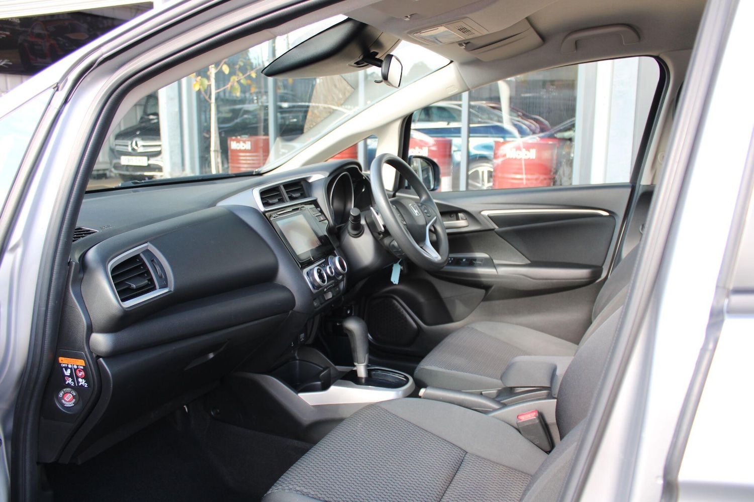 Used Honda Jazz 2019 for sale - 76608330: Photo 12