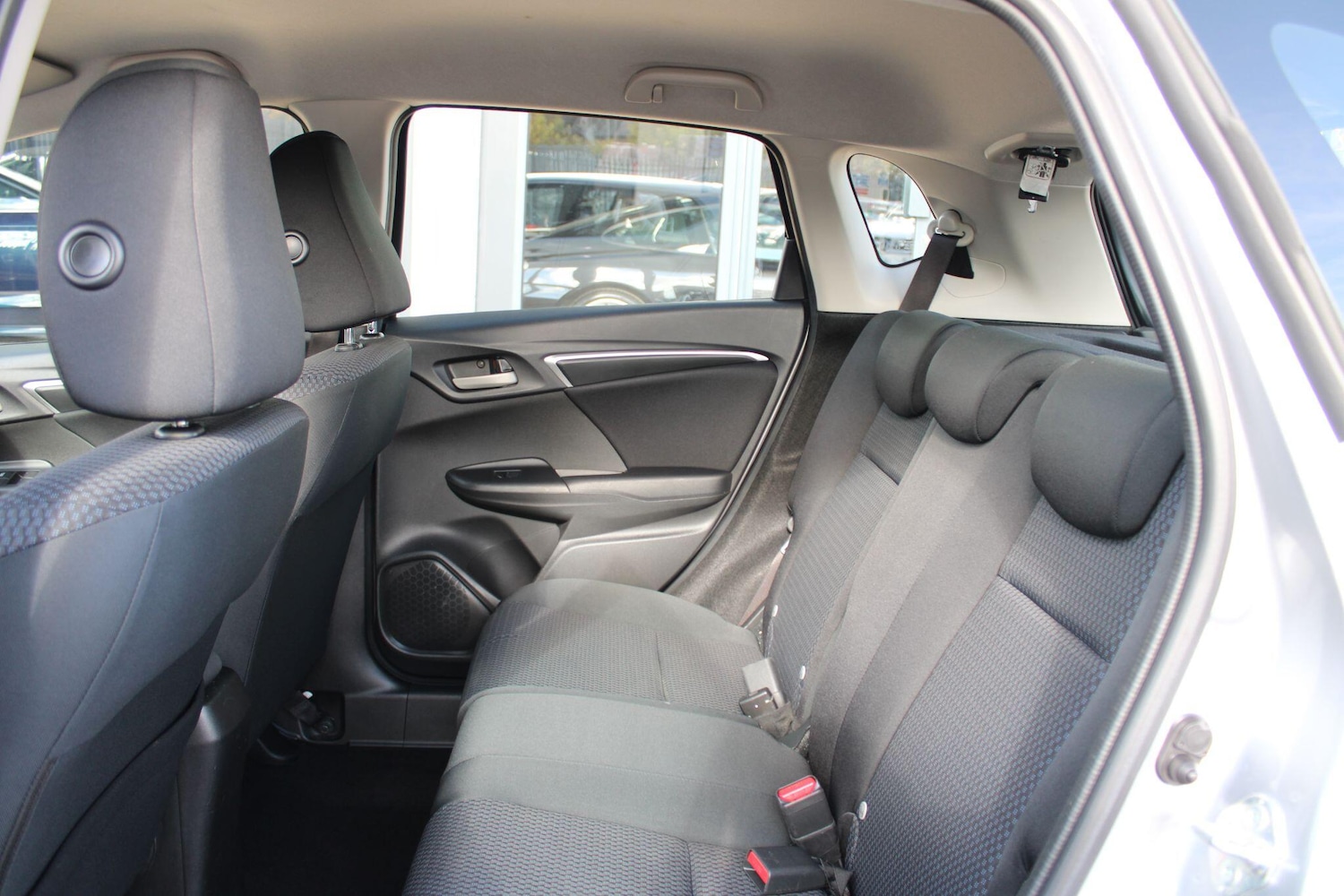 Used Honda Jazz 2019 for sale - 76608330: Photo 15