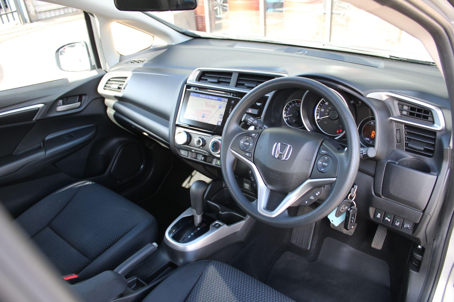 Used Honda Jazz 2019 for sale - 76608330: Photo 16