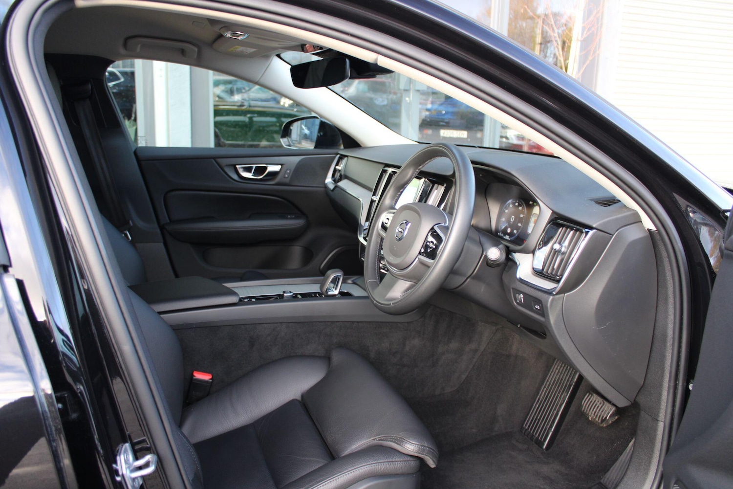 Used Volvo V60 Cross Country 2021 for sale - 76765281: Photo 10