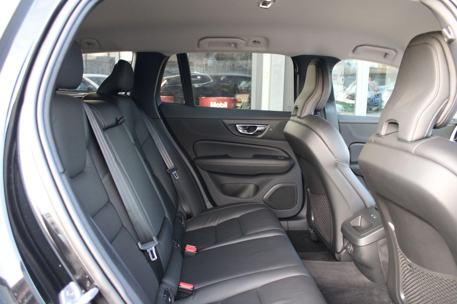 Used Volvo V60 Cross Country 2021 for sale - 76765281: Photo 11