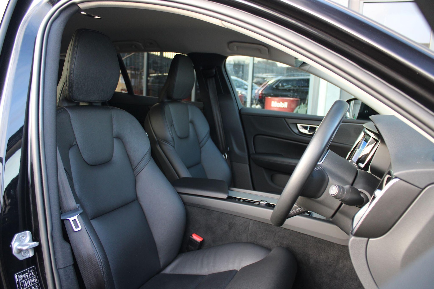 Used Volvo V60 Cross Country 2021 for sale - 76765281: Photo 3