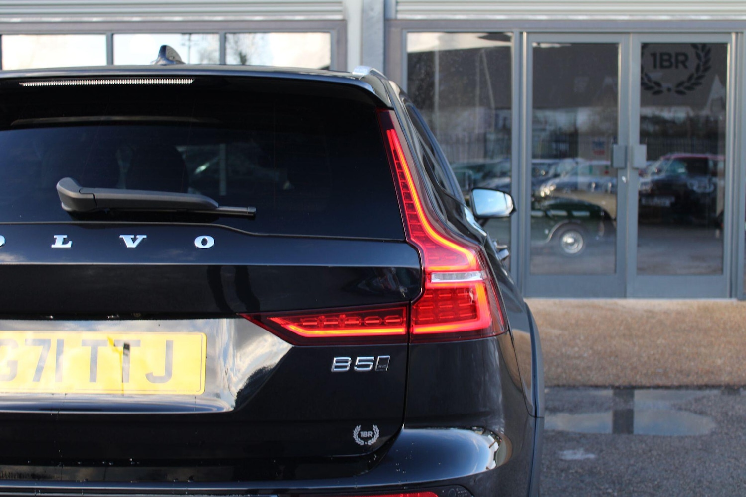 Used Volvo V60 Cross Country 2021 for sale - 76765281: Photo 34