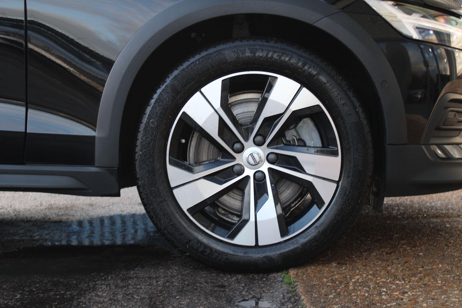 Used Volvo V60 Cross Country 2021 for sale - 76765281: Photo 35