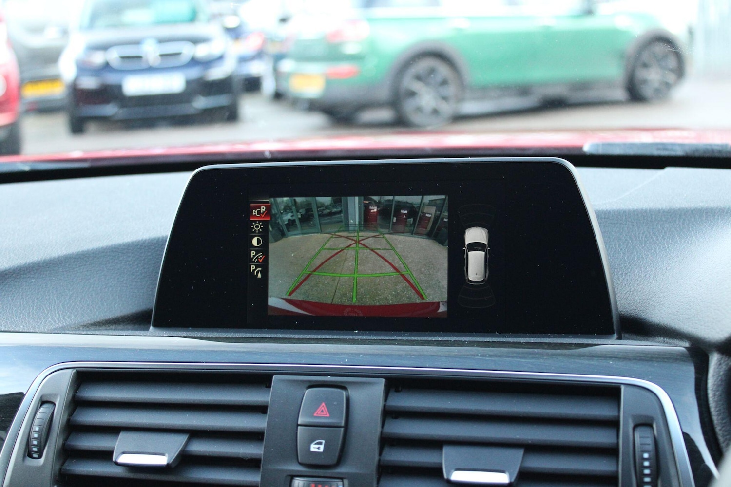 Used BMW 3 Series 2017 for sale - 77440109: Photo 19