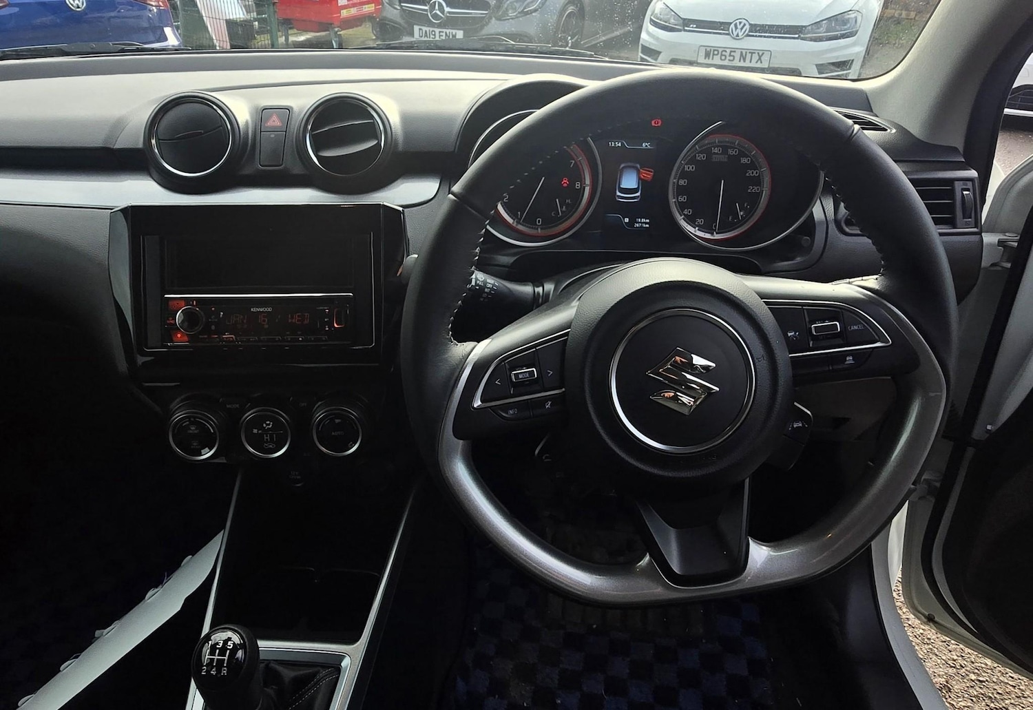 Used Suzuki Swift 2025 for sale - 77354977: Photo 9