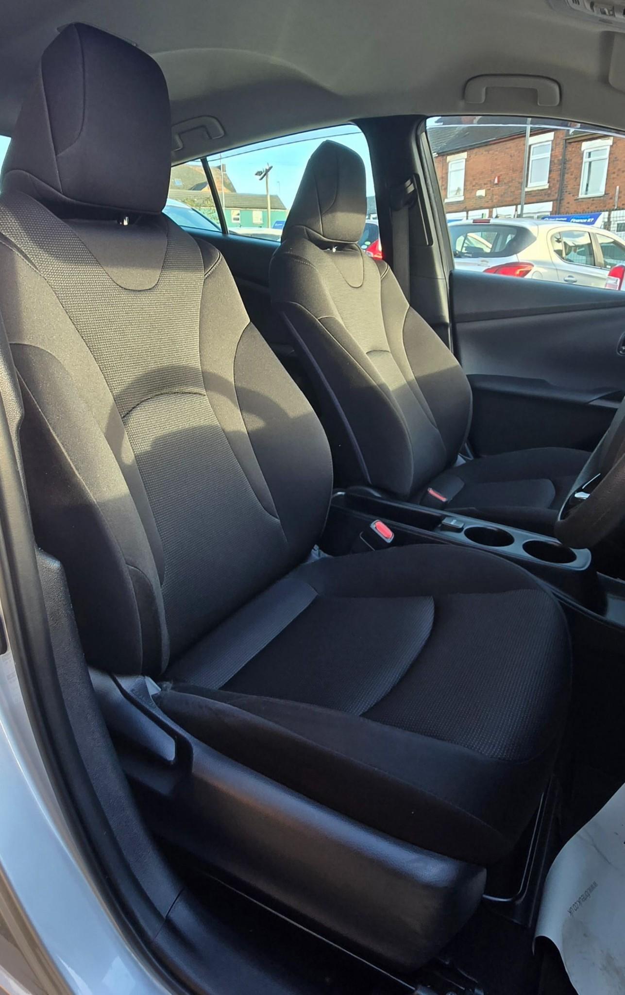 Used Toyota Prius 2025 for sale - 77055978: Photo 12