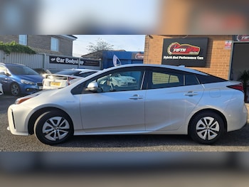 Used Toyota Prius undefined for sale - 77055978: Photo
