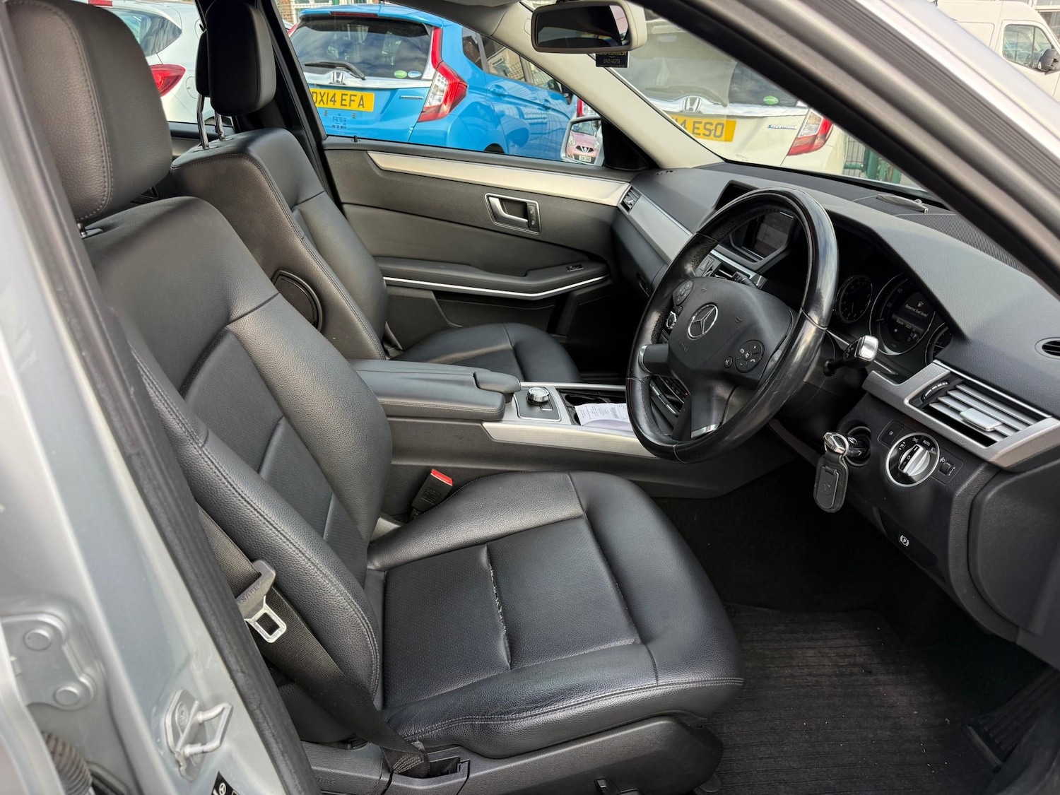 Used Mercedes-Benz E Class 2013 for sale - 76073662: Photo 10