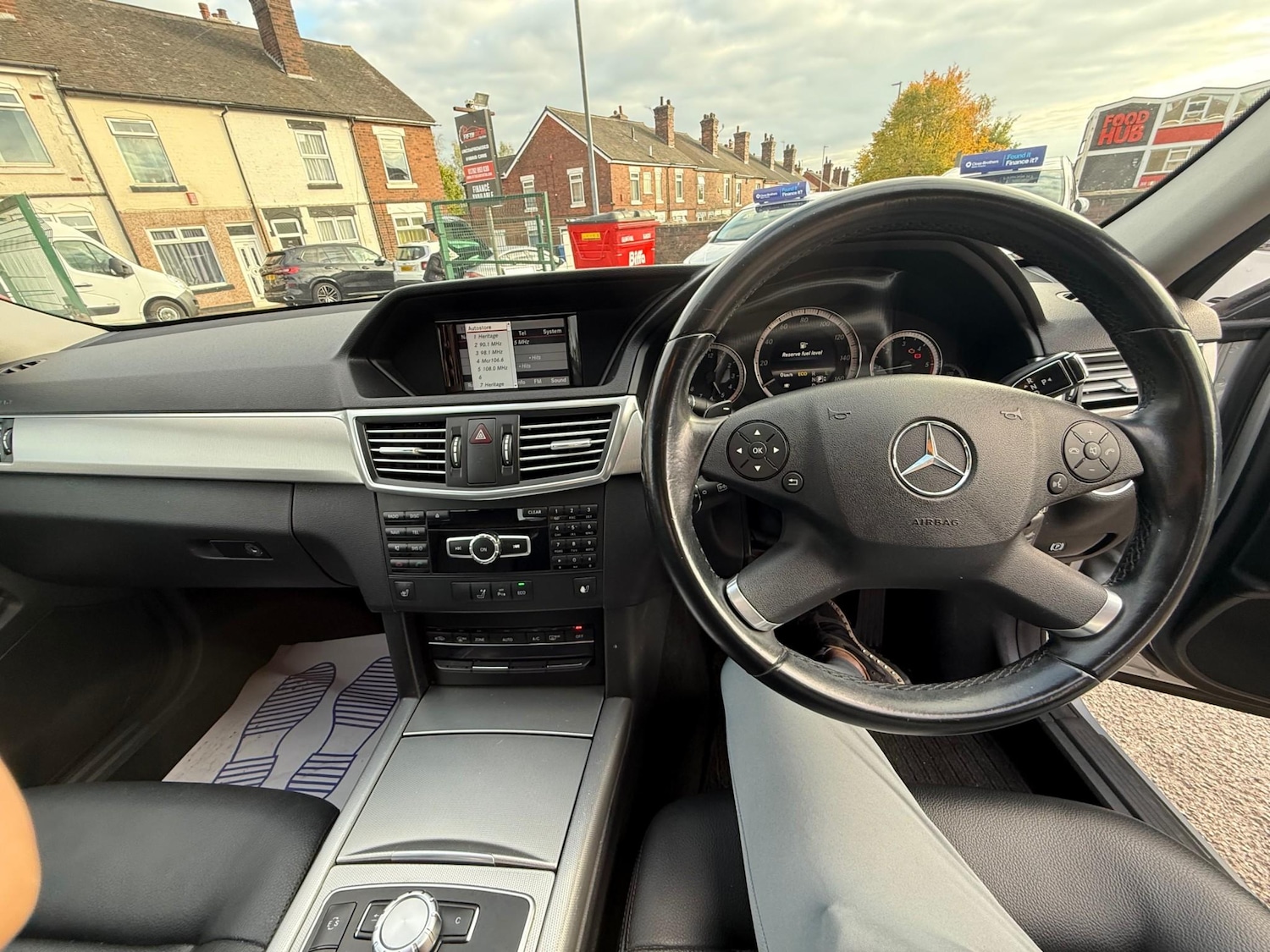 Used Mercedes-Benz E Class 2013 for sale - 76073662: Photo 13