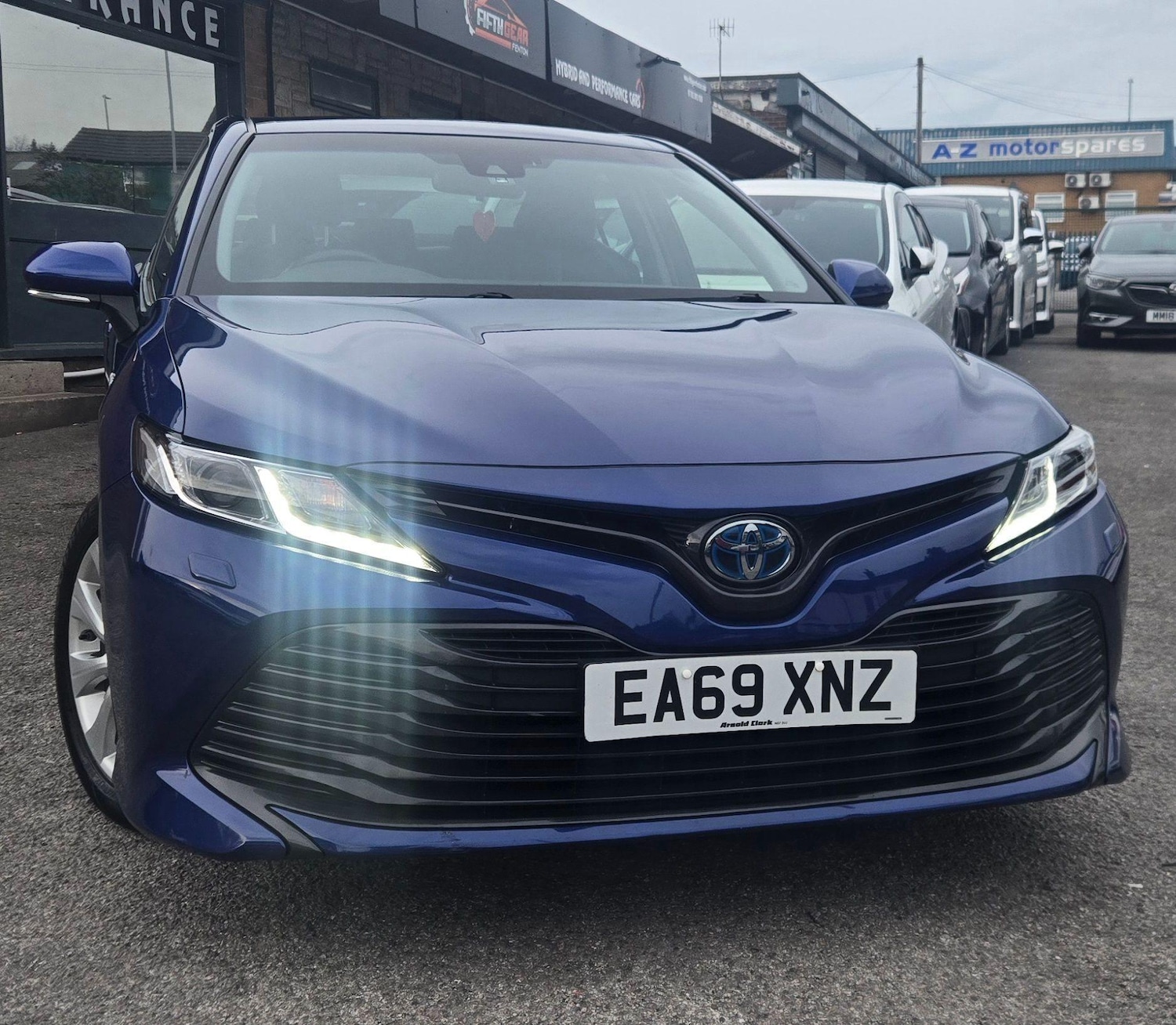 Used Toyota Camry 2019 for sale - 78117065: Photo 2