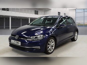 Used Volkswagen Golf 2019 for sale - 76290782: Photo