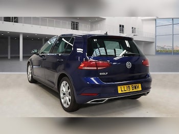 Used Volkswagen Golf 2019 for sale - 76290782: Photo