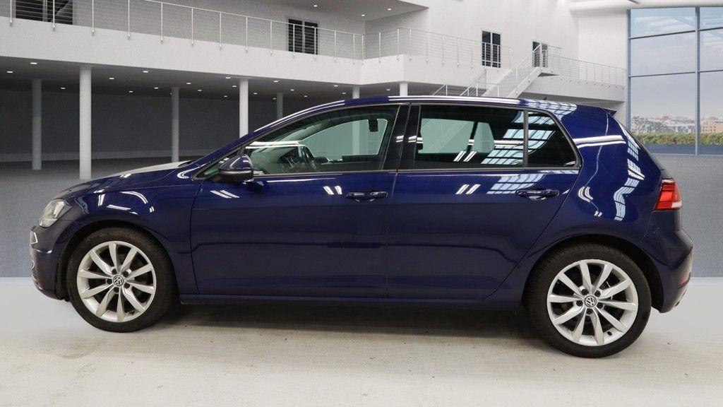 Used Volkswagen Golf 2019 for sale - 76290782: Photo 6