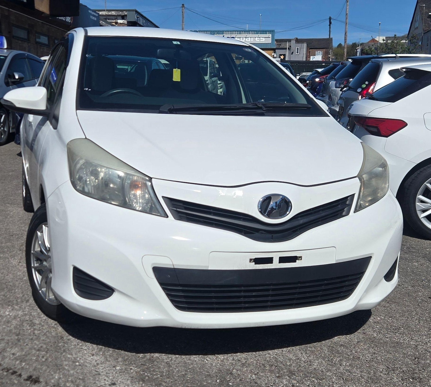 Used Toyota Vitz for sale - 78166730: Photo 2