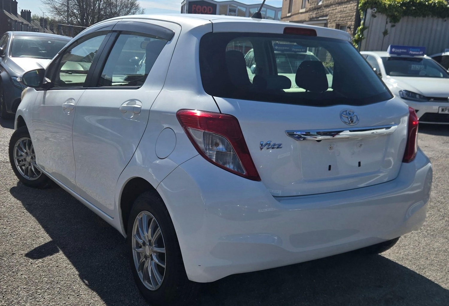 Used Toyota Vitz for sale - 78166730: Photo 4