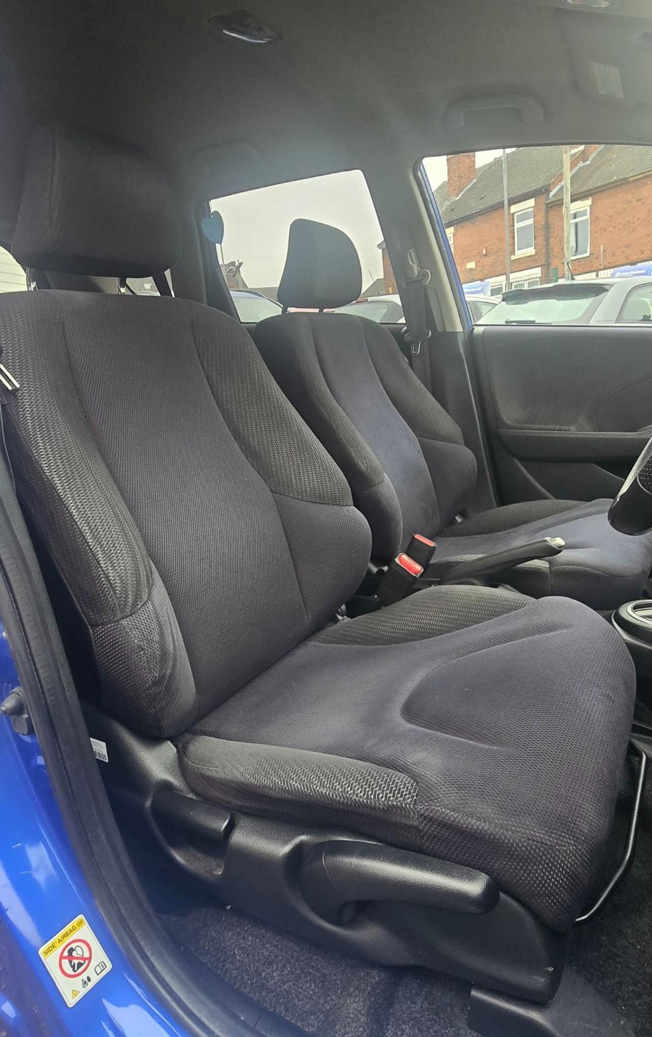 Used Honda Jazz 2014 for sale - 76508590: Photo 12