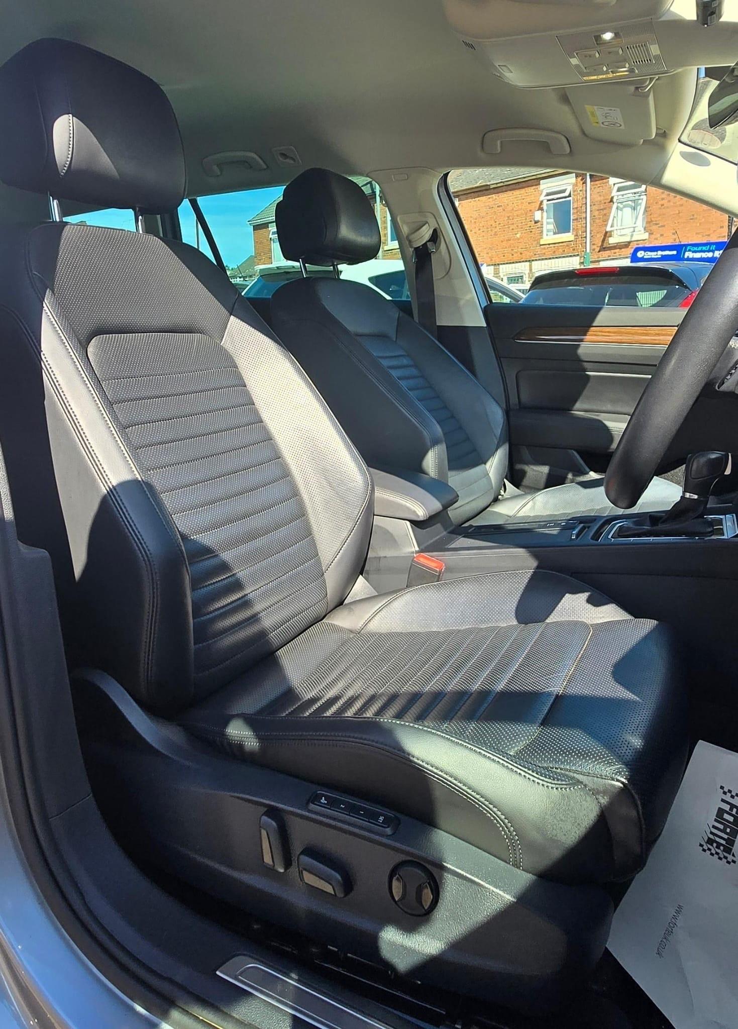 Used Volkswagen Passat 2024 for sale - 75242077: Photo 11