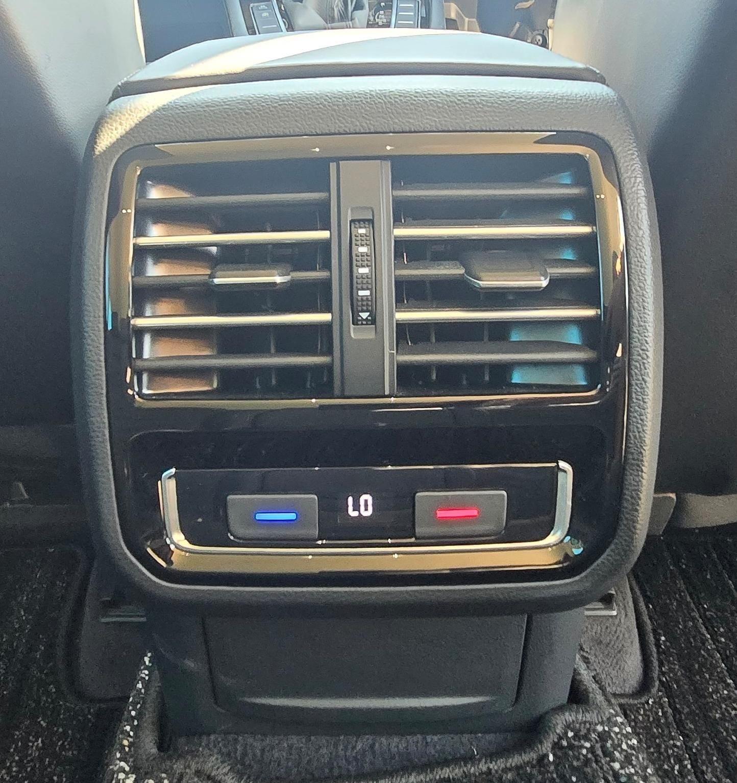 Used Volkswagen Passat 2024 for sale - 75242077: Photo 20