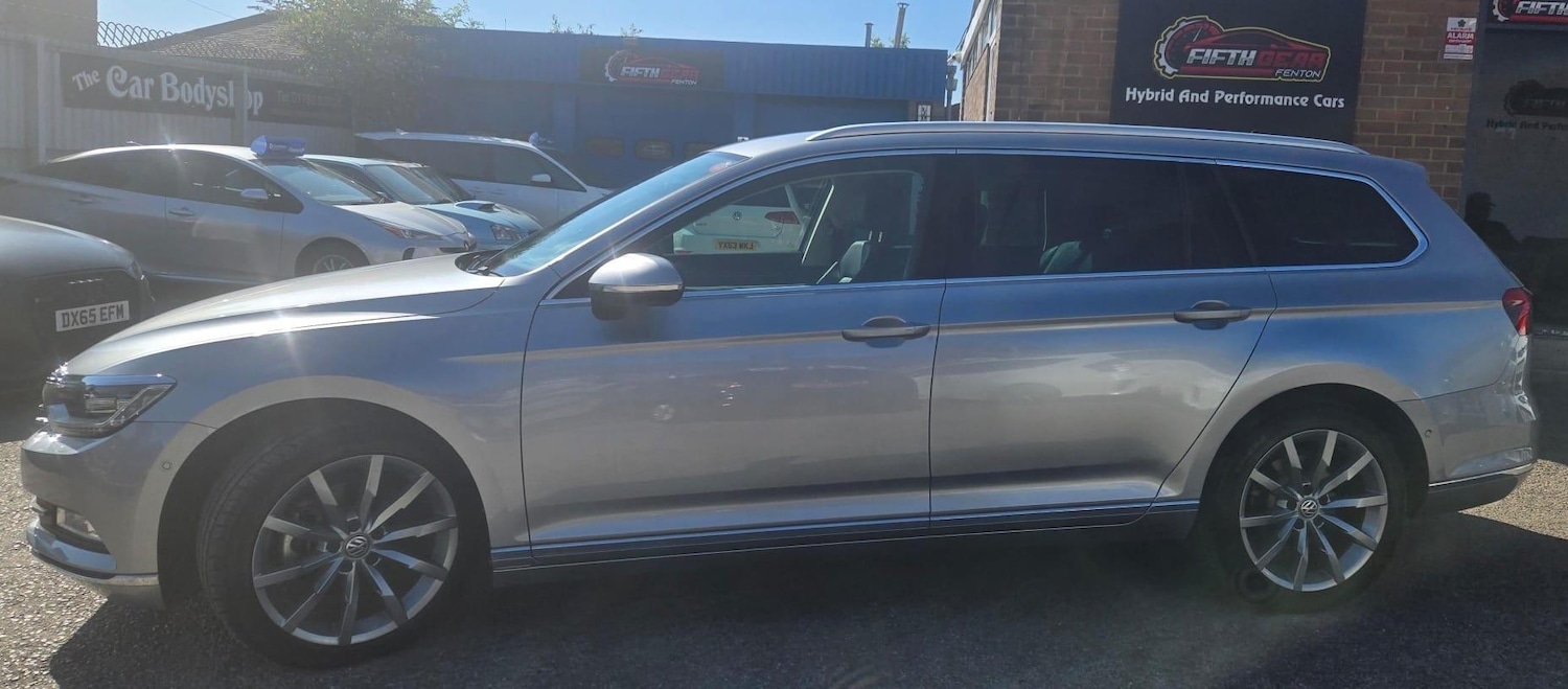 Used Volkswagen Passat 2024 for sale - 75242077: Photo 4