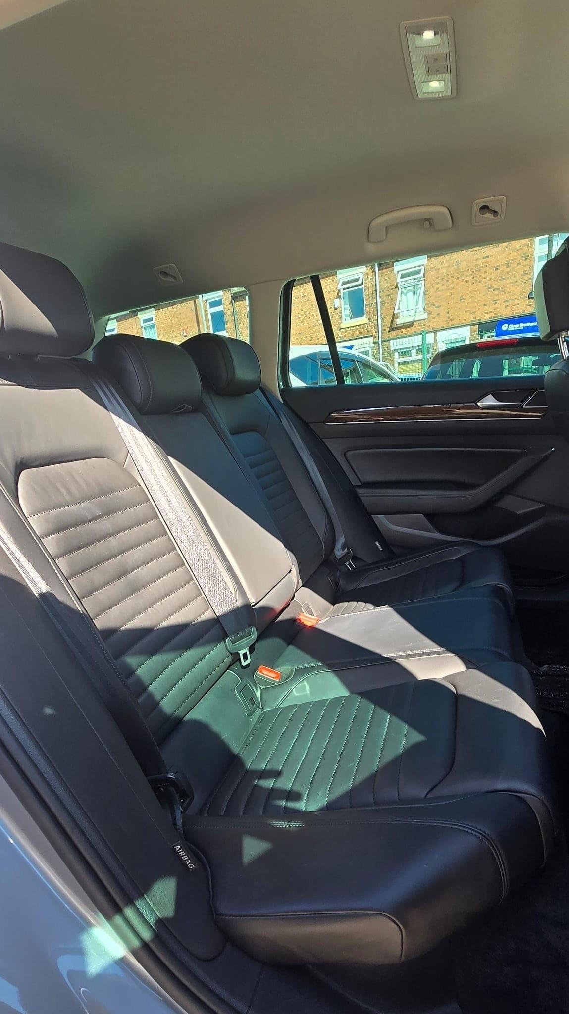 Used Volkswagen Passat 2024 for sale - 75242077: Photo 9