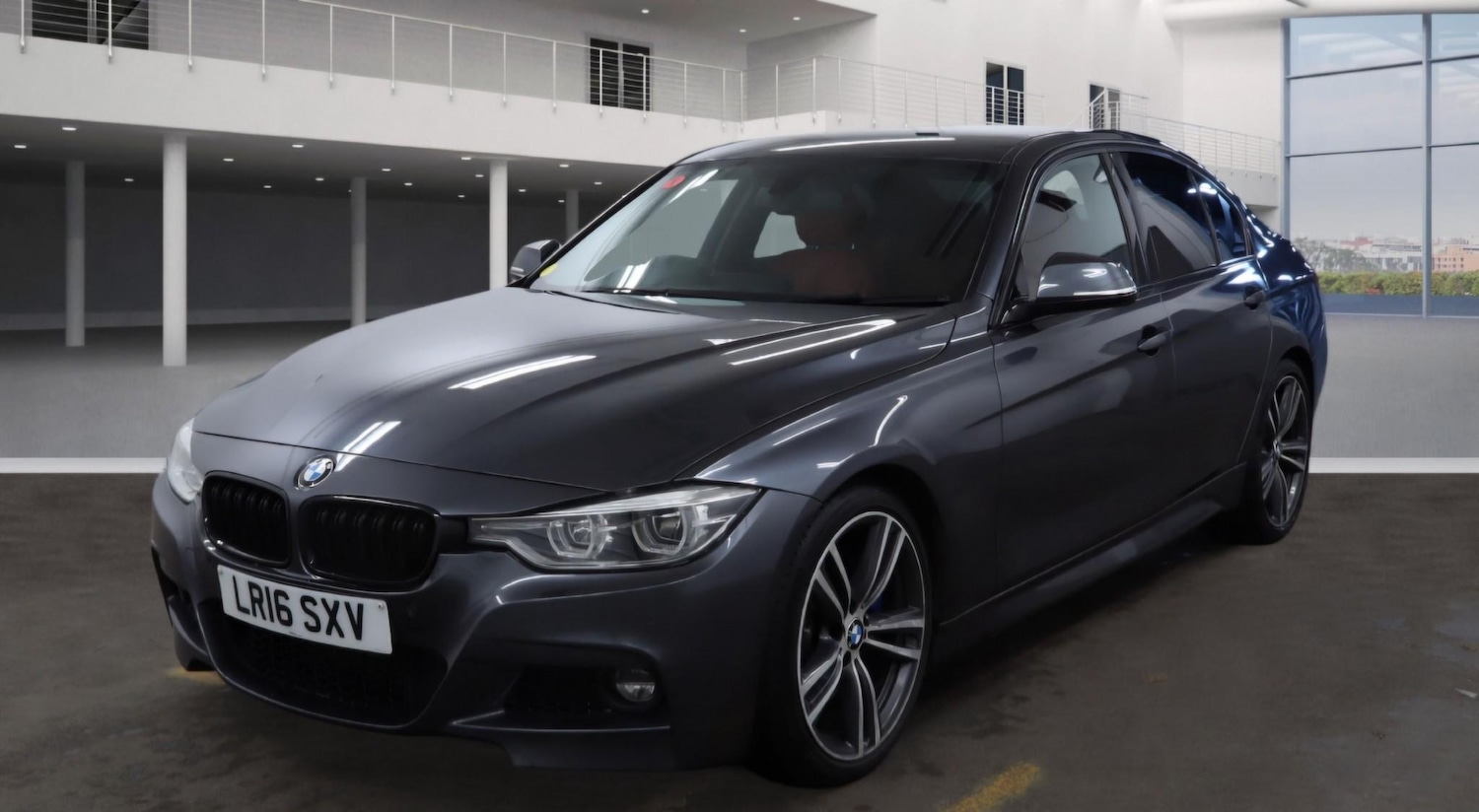 Used BMW 3 Series 2016 for sale - 77110076: Photo 2