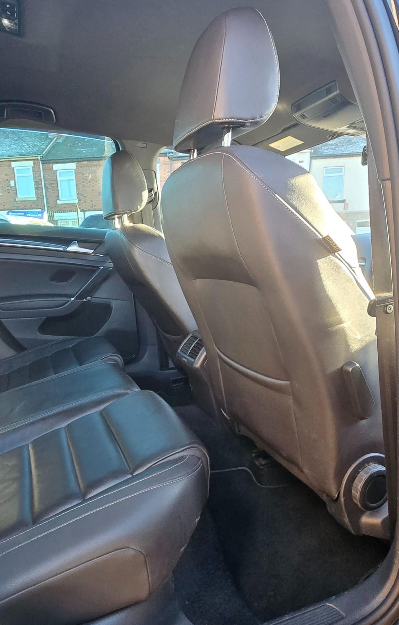 Used Volkswagen Golf 2014 for sale - 77095883: Photo 12