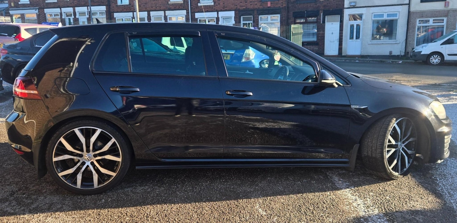 Used Volkswagen Golf 2014 for sale - 77095883: Photo 3