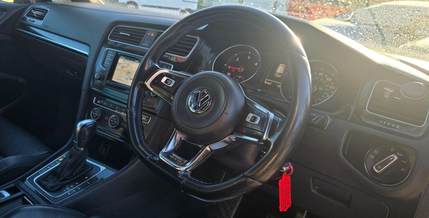 Used Volkswagen Golf 2014 for sale - 77095883: Photo 7