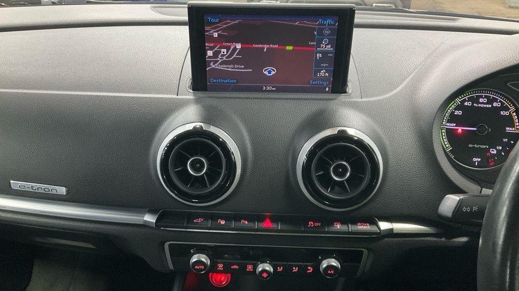 Used Audi A3 2015 for sale - 76711707: Photo 10