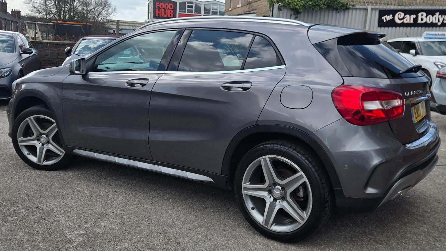 Used Mercedes-Benz GLA 2017 for sale - 77533620: Photo 4