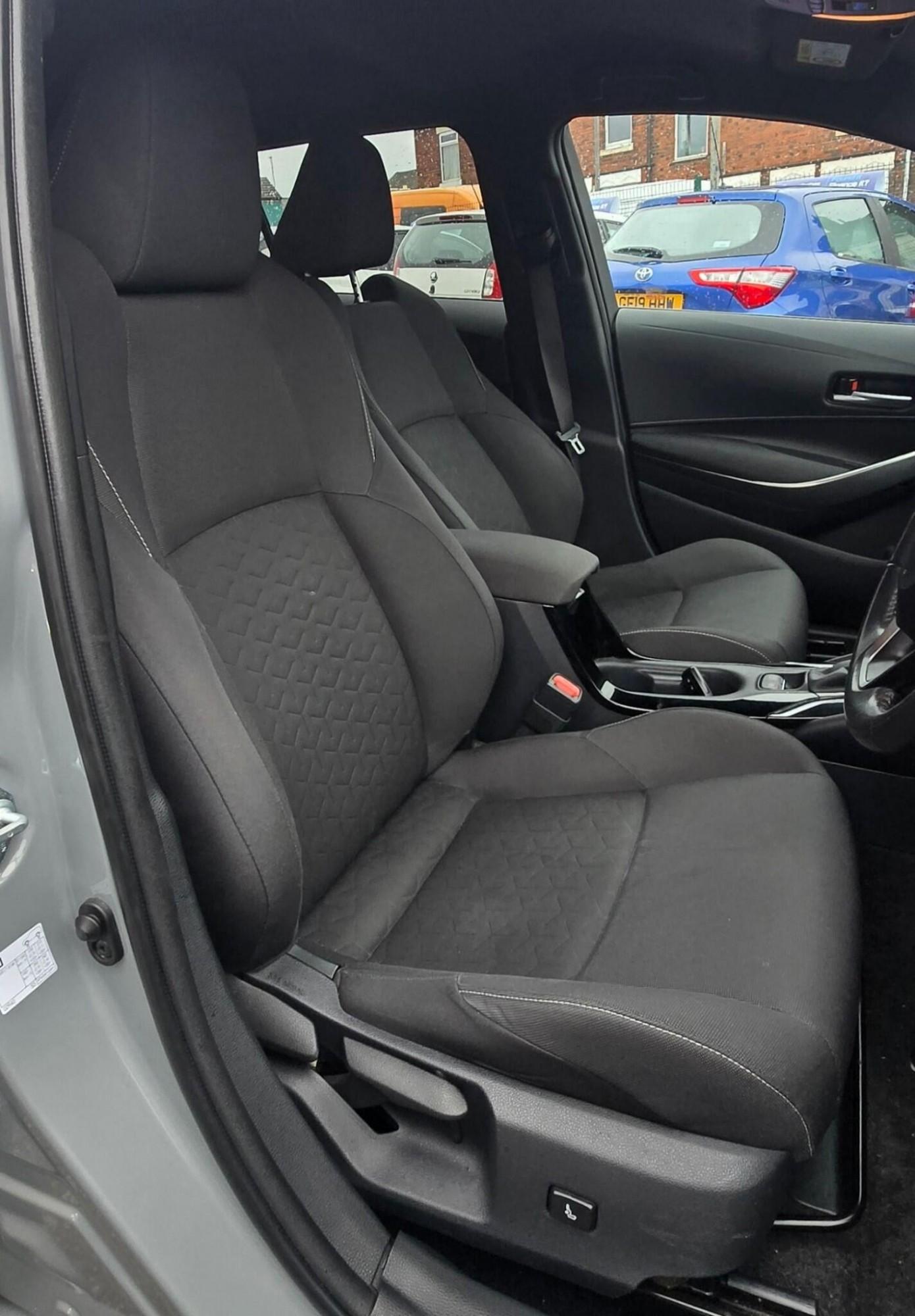 Used Toyota Corolla 2020 for sale - 77804935: Photo 11