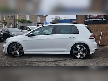 Used Volkswagen Golf 2015 for sale - 76909161: Photo