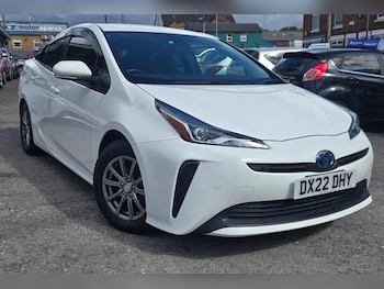 (22) - 1.8 VVT-h T Spirit Hatchback 5dr Petrol Hybrid CVT Euro 6 (s/s) (136 ps)