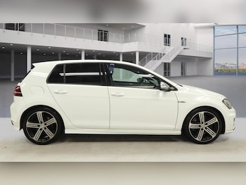 Used Volkswagen Golf 2015 for sale - 77249089: Photo