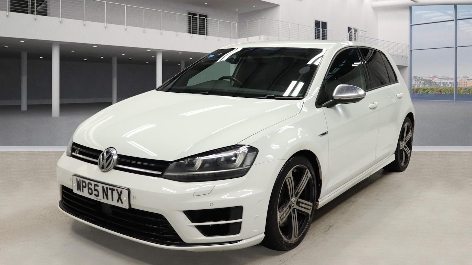 Used Volkswagen Golf 2015 for sale - 77249089: Photo 3