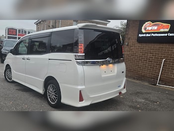 Used Toyota Voxy undefined for sale - 76255584: Photo