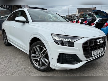 Used Audi Q8  for sale - 75653629: Photo
